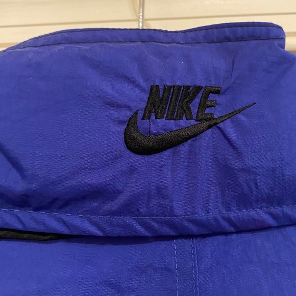Nike Vintage Men’s Windbreaker Jacket - Picture 3 of 6